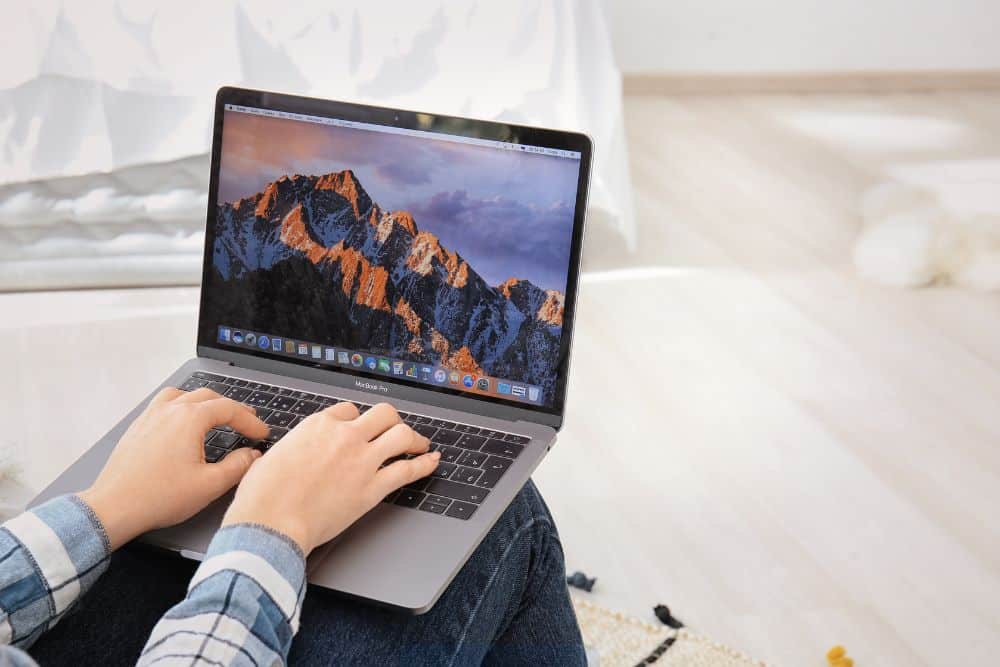 MacBook Air vs MacBook Pro